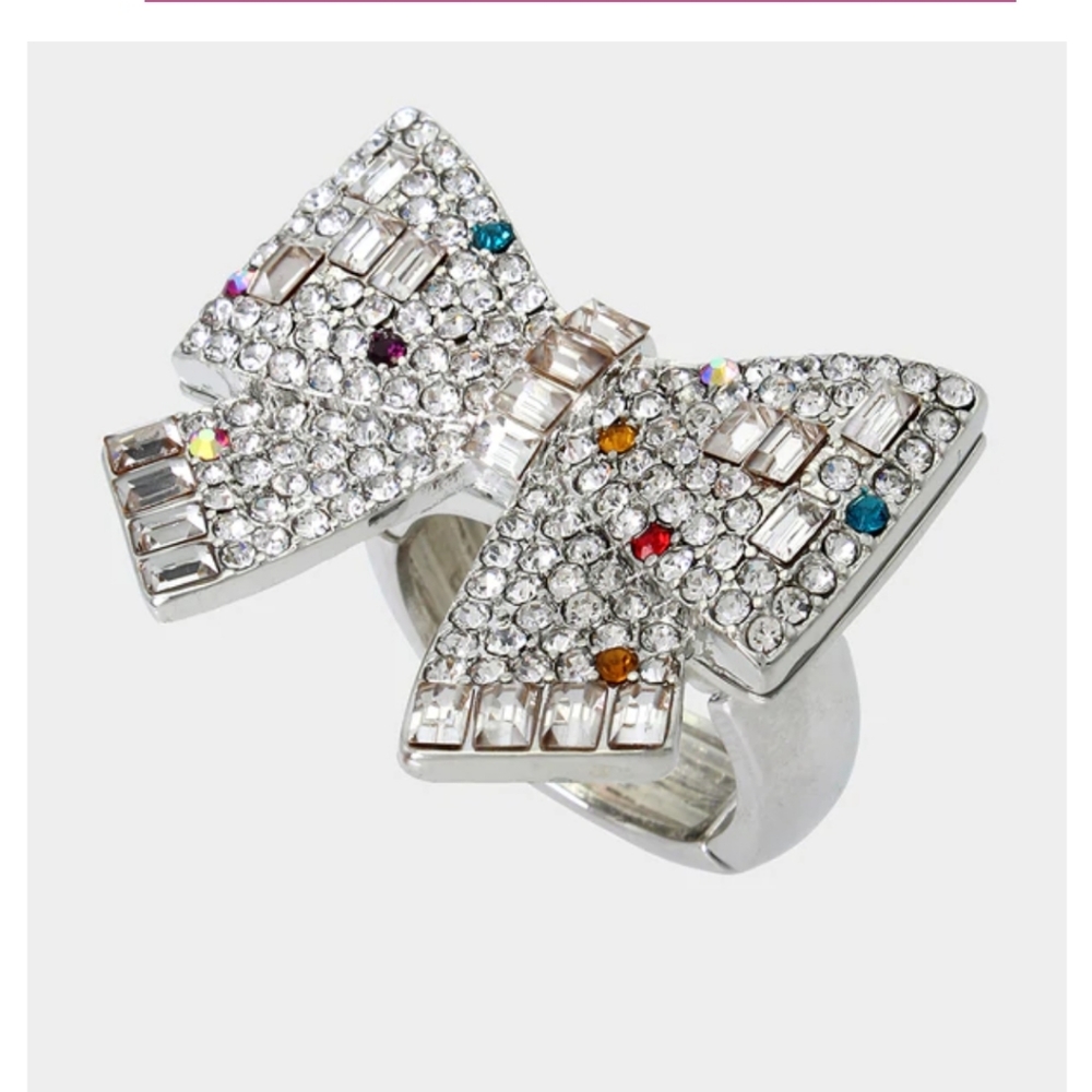 Betsey Johnson adjustable Bow Ring